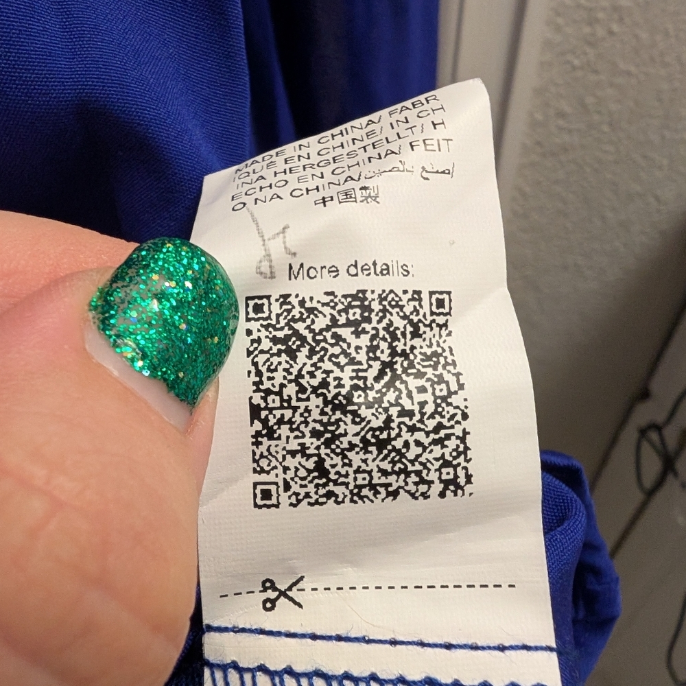 Many Shein Blouses With Pearls. - Picture 3 of 9